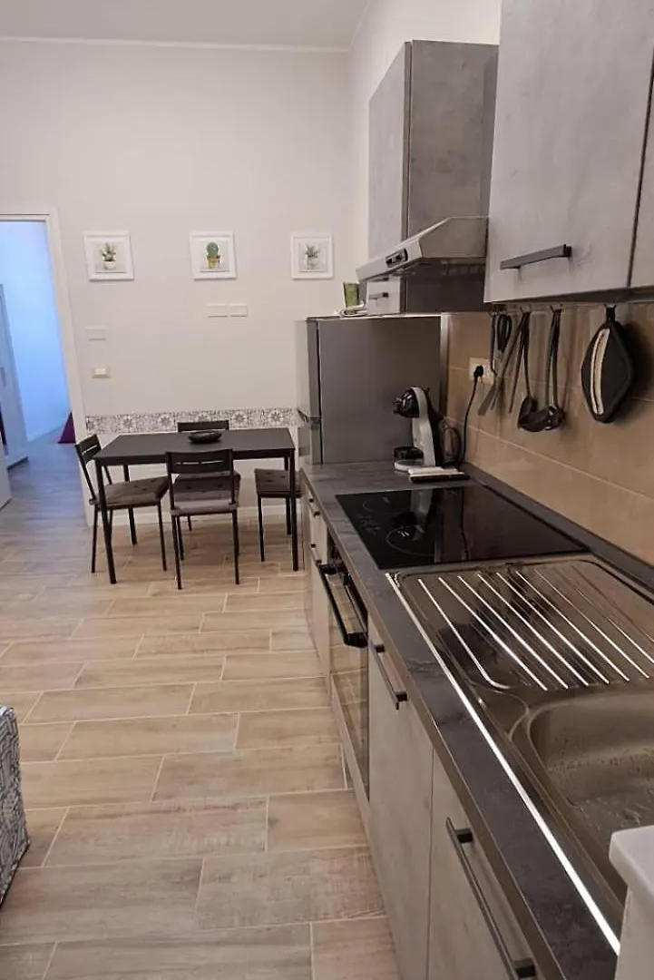 Il Porto Hotel Genoa 0*,  Italy